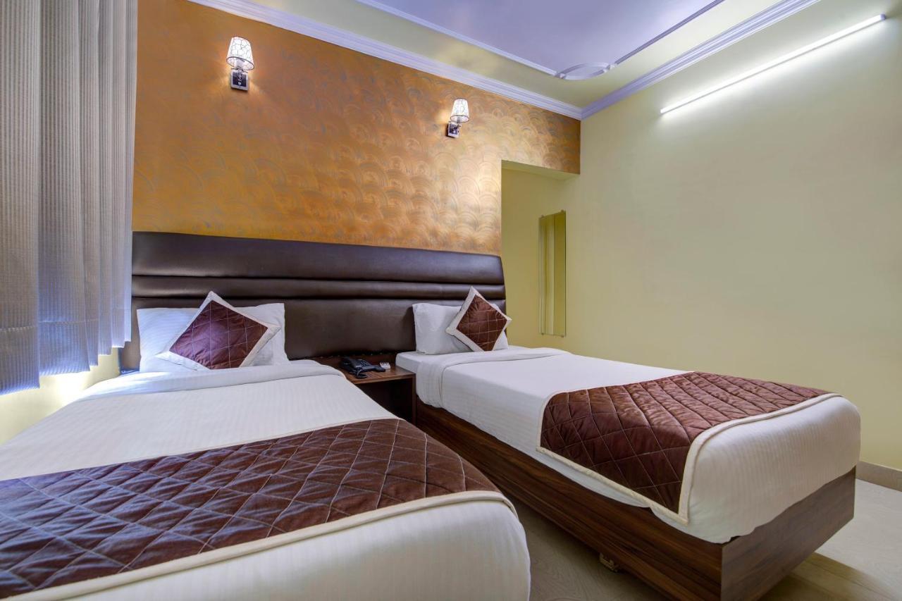 Oyo 9209 Hotel Garden Villa Patna  Bagian luar foto